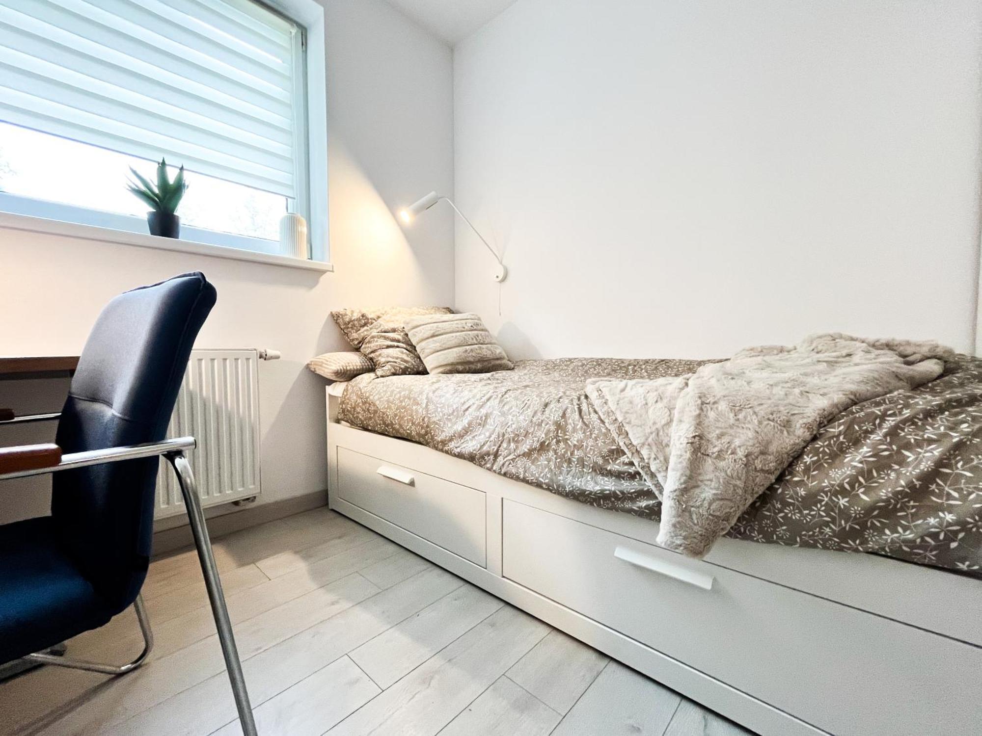 弗罗茨瓦夫Walk To Park, Modern 2Bd Kitchen! Balcony, Parking公寓 外观 照片
